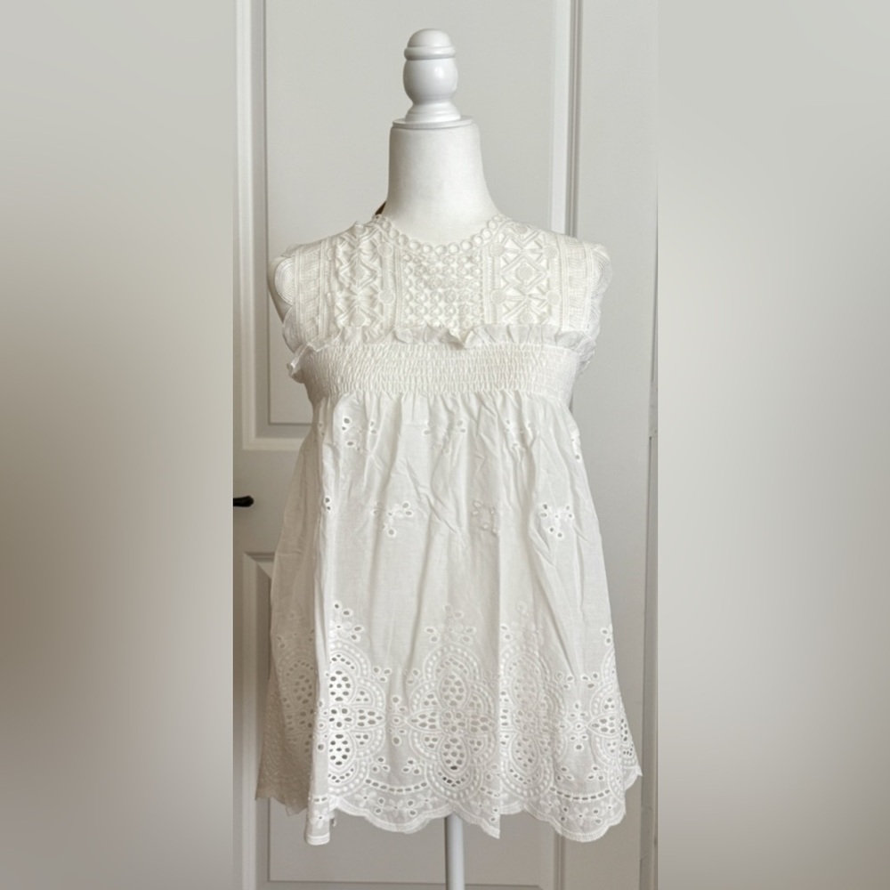 Elegant White Lace Tunic Top